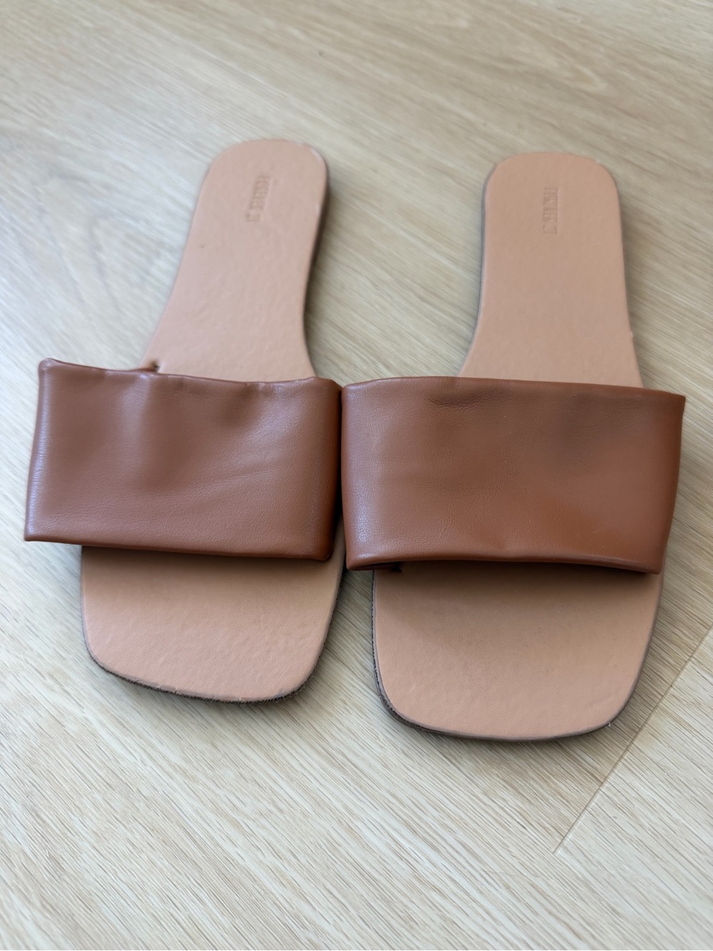 Forever 21 Brown Padded Slide Sandals - Picture 2 of 3
